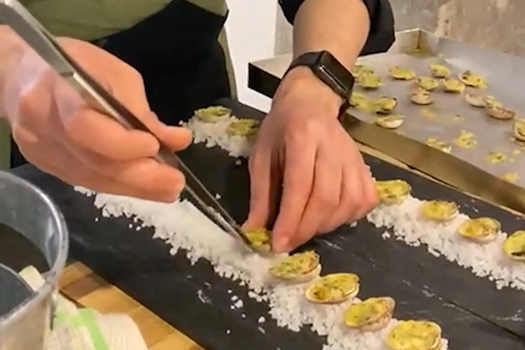 receta almejas al horno vino blanco y parmesano